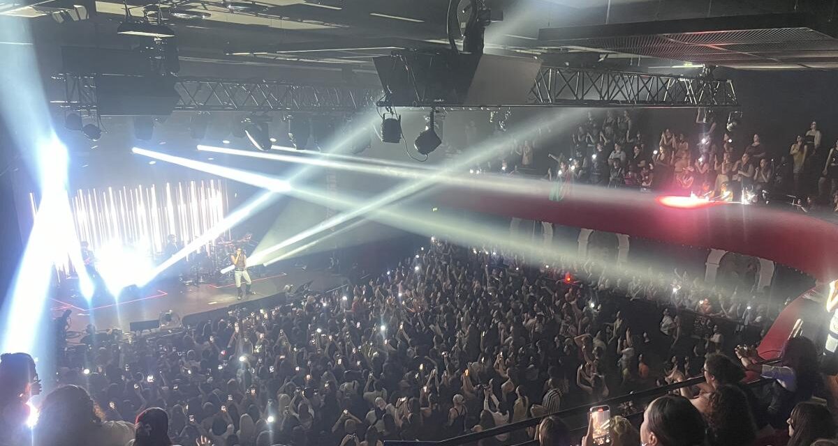 Gritos (festivos) en la Sala Bataclán