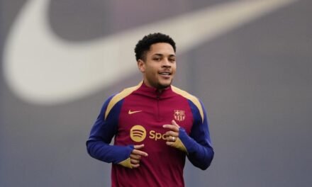 El Barça cede a Vitor Roque al Betis