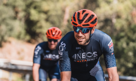 INEOS Britannia refuerza su equipo con el atleta de élite Matt Gotrel