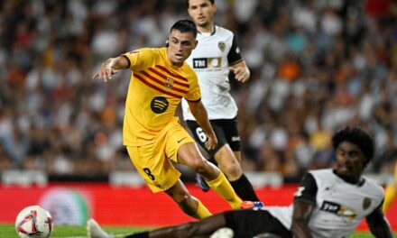 Pedri vuelve al once en un Barça que no llega a inscribir a Dani Olmo