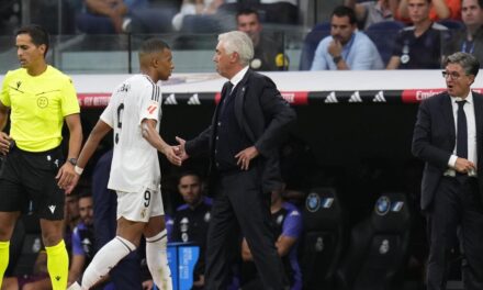 Ancelotti: “A Mbappé no le penaliza jugar de nueve, al final marcará”