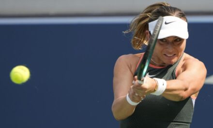 Badosa funde a Golubic (6-0 y 6-3) y arranca en el US Open con paso firme