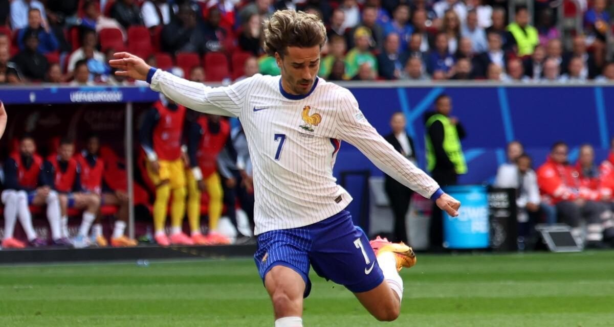 Antoine Griezmann se retira de la selección francesa