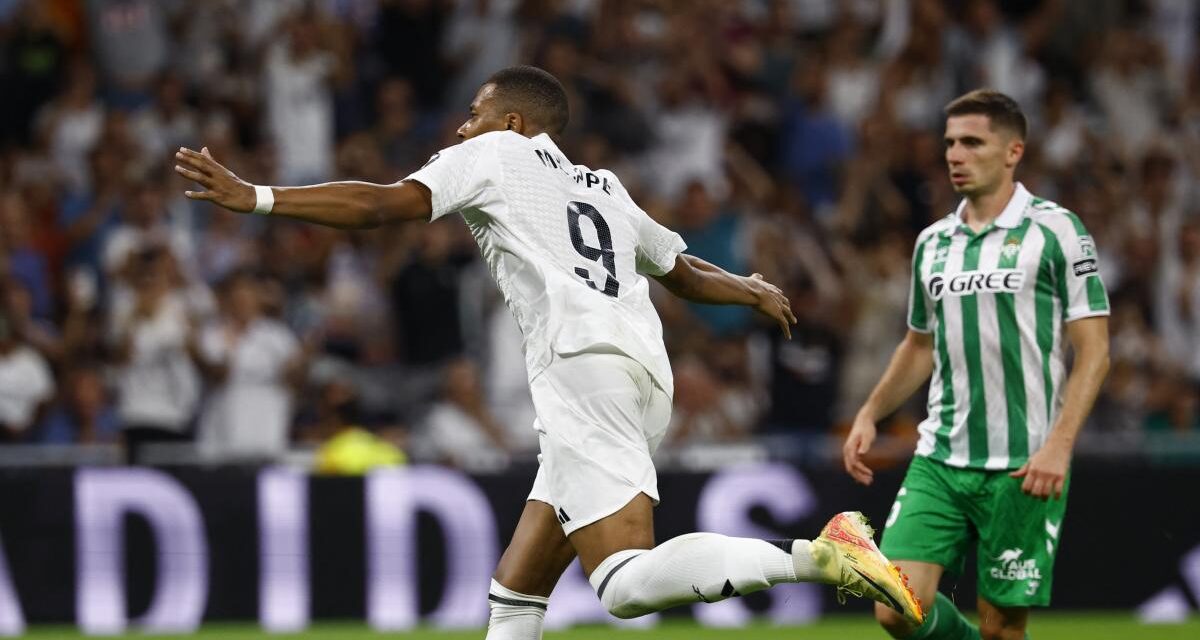 El Real Madrid gana al Betis con el primer doblete de Mbappé