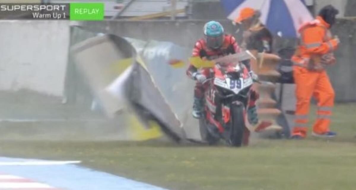 La brutal ‘salvada’ de Adrián Huertas en Supersport