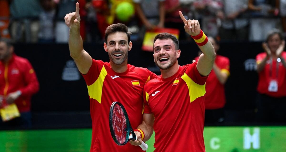 El dobles también se abona a la remontada y España acaba primera tras superar a Australia