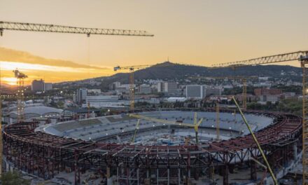 Una pelea entre una veintena de trabajadores de las obras del Camp Nou acaba con seis heridos leves