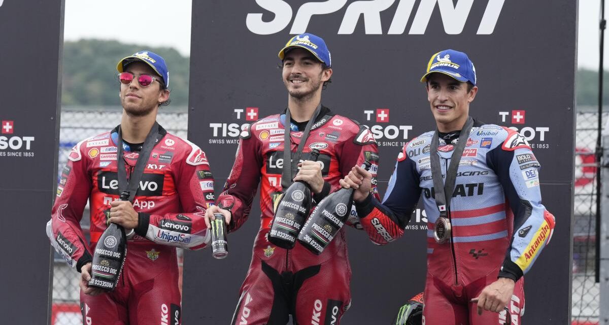 La caída de Acosta da la victoria a Bagnaia en la Sprint de Motegi