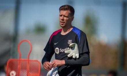 Flick: “Szczesny necesita más tiempo, estará después del parón”