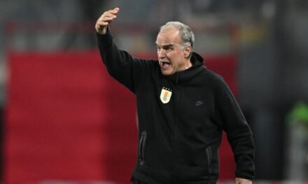 Bielsa cree que las críticas de Luis Suárez han afectado a su autoridad