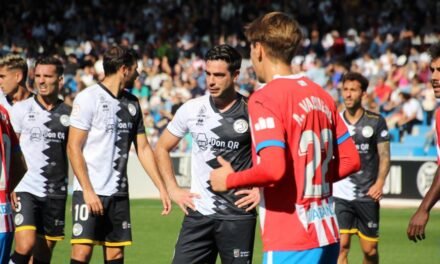 Expulsan del campo a un aficionado del Unionistas por agredir a un jugador del Lugo