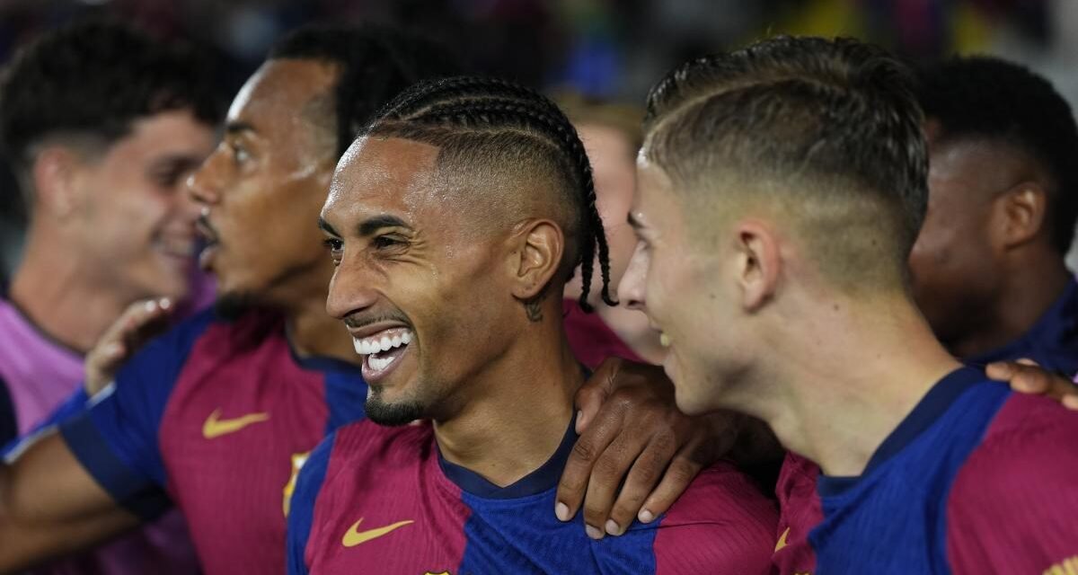 El Barça somete al Bayern con un Raphinha descomunal