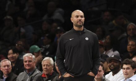 Badalona nombrará hijo predilecto al entrenador de la NBA, Jordi Fernández