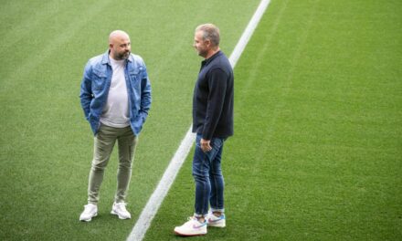 Fort y Olmo titulares del Barça ante el Espanyol de Manolo González