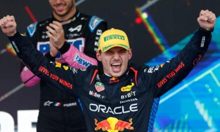 Verstappen: una remontada de campeonato, la mejor en 24 años, que le dispara hacia el título