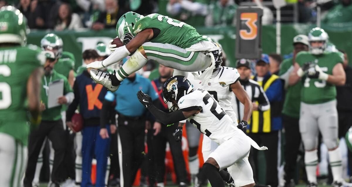 Saquon Barkley deslumbra en la NFL con el sorprendente movimiento para superar a un rival