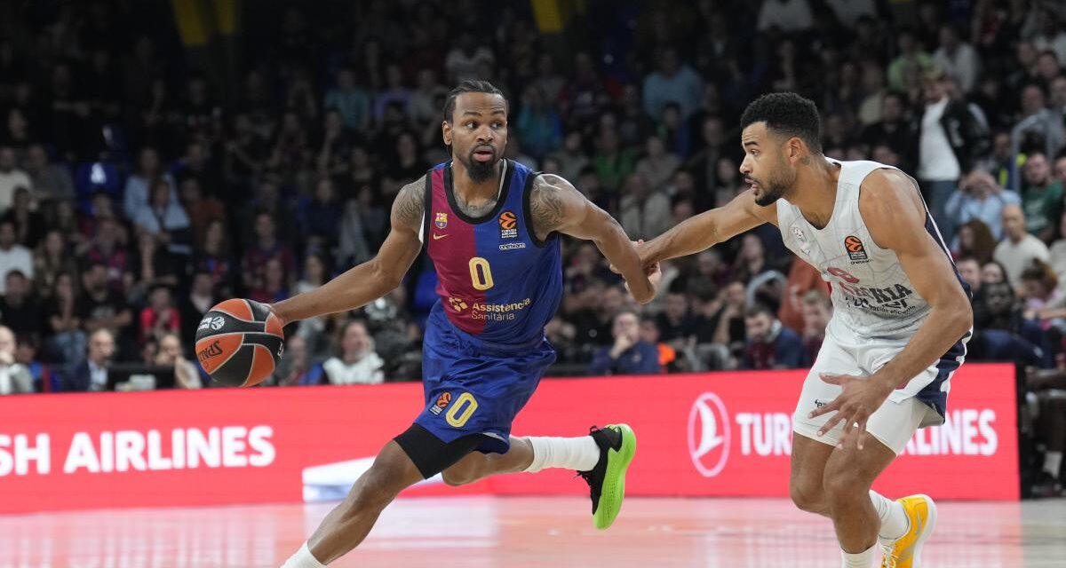 El Barça arrolla al Baskonia exhibiéndose en ambos lados de la pista