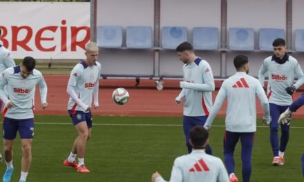 Pedri y Dani Olmo, un dúo que lucha contra la ‘staffetta’