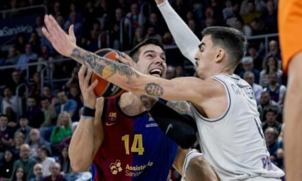 El Barça pierde la sonrisa y el liderato ante el París
