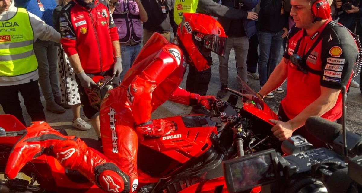 Marc Márquez ya prueba su nueva Ducati oficial en Montmeló