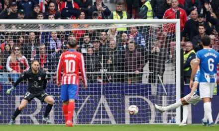 Remontada con polémica del Atlético