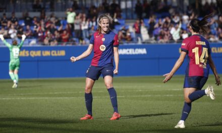 El Barça reacciona al gol inicial del Costa Adeje Tenerife para seguir invicto