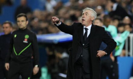 Ancelotti: “Valverde es el tercer mejor lateral del mundo”