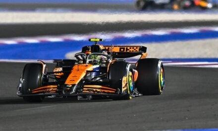 Norris sale primero en el sprint de Qatar; Sainz arranca cuarto y Alonso undécimo
