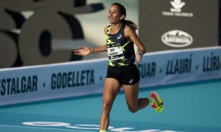 En el maratón post-Dana, Majida Maayouf acaricia su récord de España