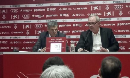La querella del Nàstic contra el árbitro genera un doble sentimiento en Tarragona