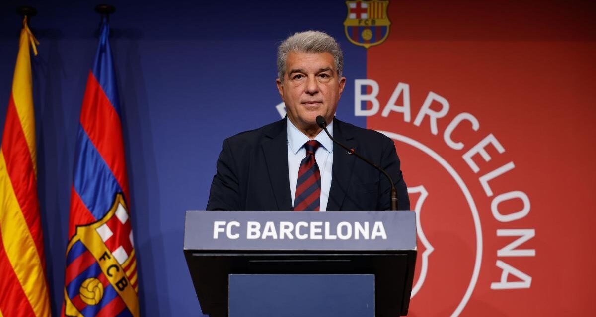 La asamblea del Barça aprueba el nuevo contrato con Nike con la ayuda del mediador Darren Dein