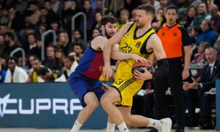 El Barça respira con una necesitada victoria ante un flojo Fenerbahçe