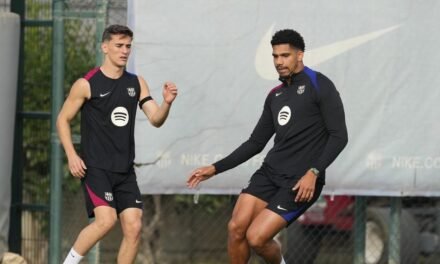 El Barça y Araújo acercan posturas