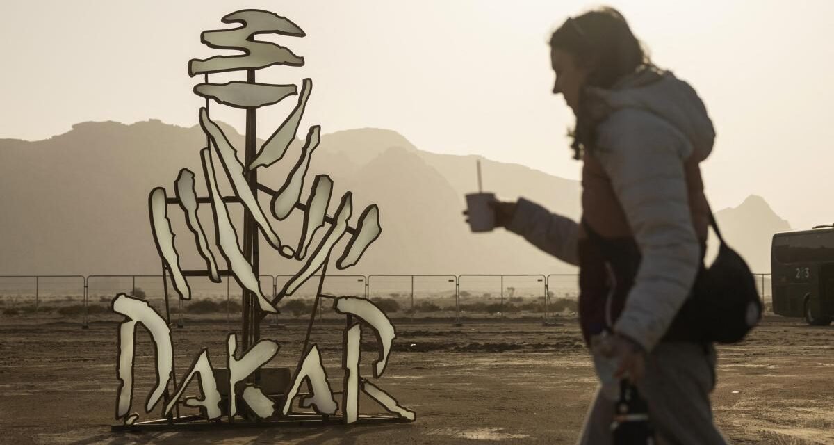 El rally Dakar, en alerta por un brote de gripe un día antes de arrancar