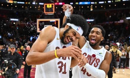 Los Cavaliers superan a los Thunder en el duelo entre los dos mejores equipos de la NBA