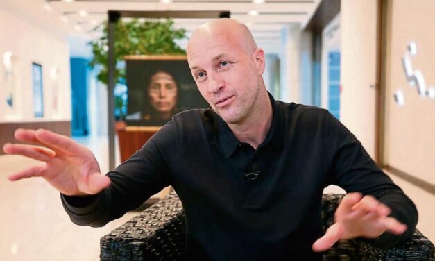 Jordi Cruyff vuelve al fútbol como asesor técnico de Indonesia