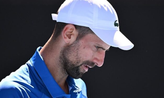 Djokovic denuncia “favoritismo” hacia Sinner y Swiatek por sus cortas sanciones