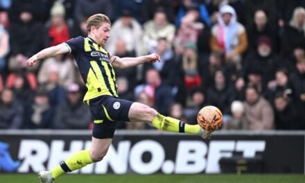 El City sufre y remonta para pasar a octavos de la FA Cup contra un Tercera