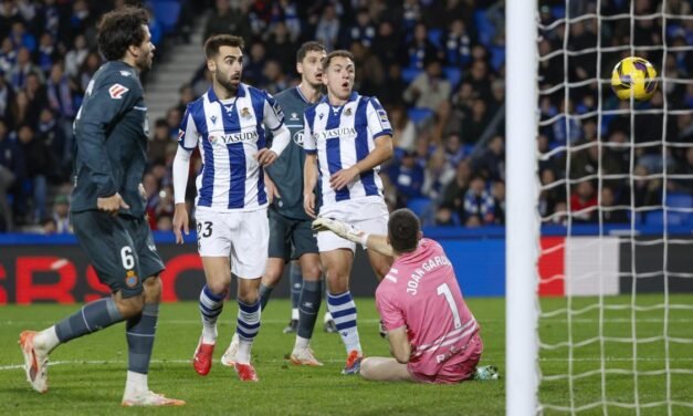 El Espanyol se cae de su nube en Anoeta
