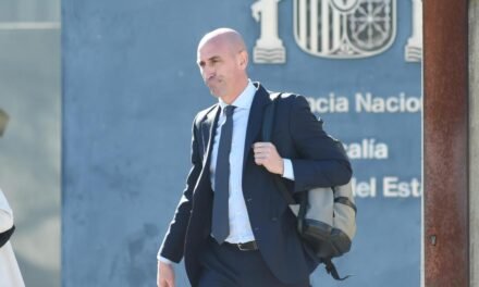 Rubiales declara hoy en el juicio por su beso a Jennifer Hermoso