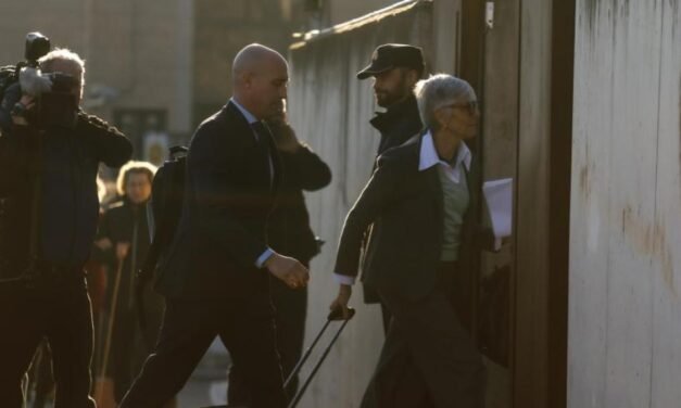 Rubiales: “Tenía que haber tenido la sangre más fría y con un papel más institucional”