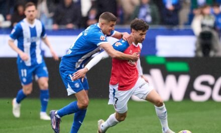 El Espanyol asalta Mendizorroza y se aleja del descenso