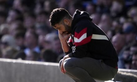 La crisis financiera en el Manchester United provoca el despido de 200 trabajadores