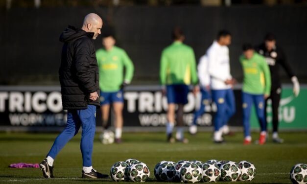 El Arsenal busca refugio en la Champions