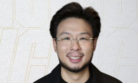 Peter Lim, propietario del Valencia, coloca a su hijo como presidente