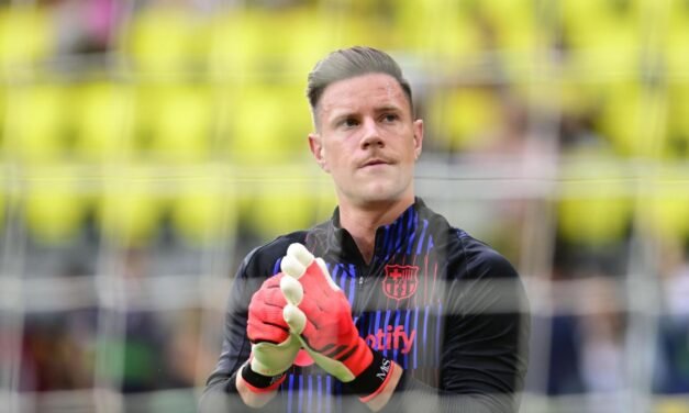 Ter Stegen trabaja para volver a jugar esta misma temporada