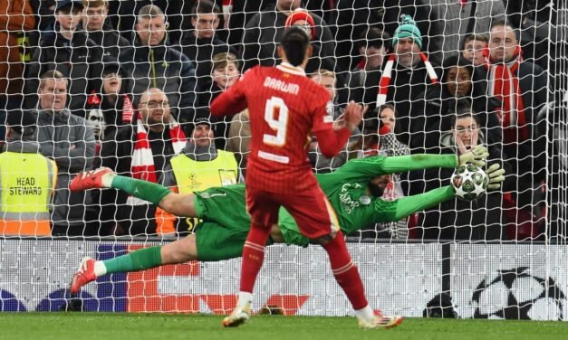 El PSG remonta al Liverpool y siembra el terror en Europa