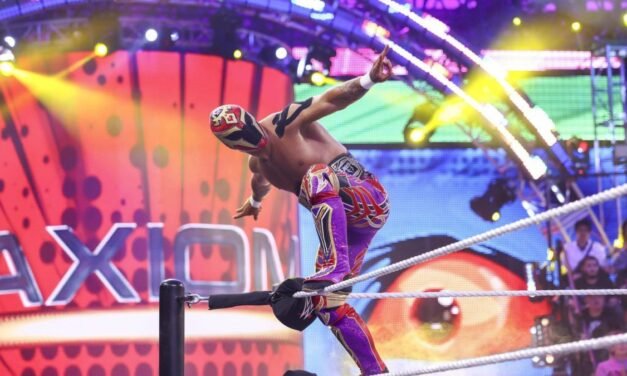 Axiom, y los relatos de mitos enmascarados
