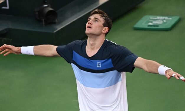 Draper le pone fin al sueño del triplete de Alcaraz en Indian Wells (6-1, 0-6 y 6-4)