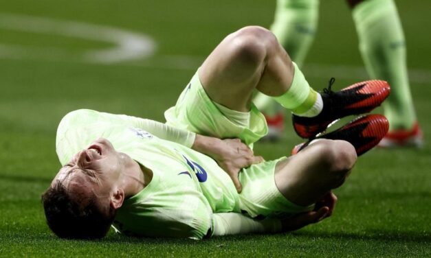 Casadó sufre una lesión en el ligamento de la rodilla derecha